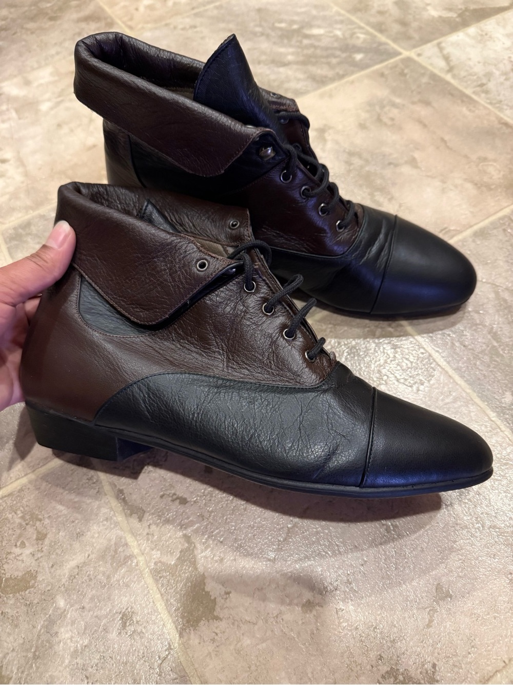 Vintage 90s Maine Woods Two-Tone Leather Ankle Boots